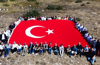 Dünyanın En Büyük Atatürk İmzası Yenilendi